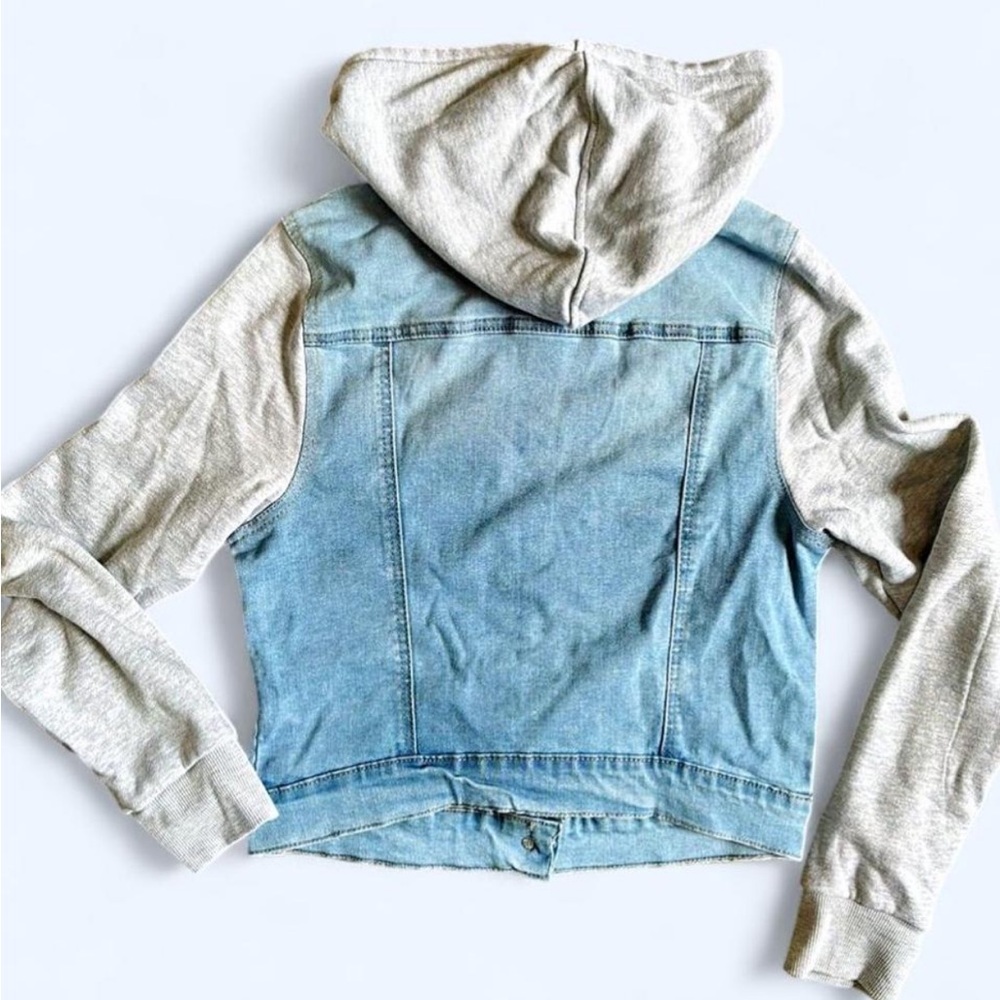 Wax Jean Light Blue Denim Jacket with Gray Sleeves - Picture 2 of 4